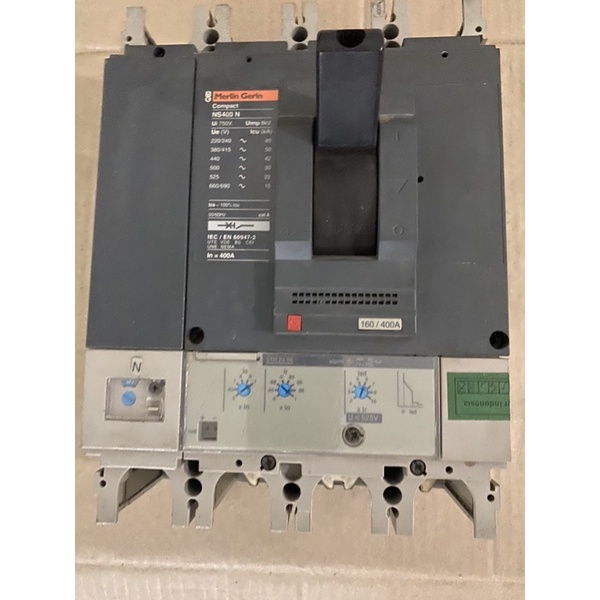 Mccb Merlin gerin NS400N  4poll  400A  ,  630A  mulus garansi 1 tahun
