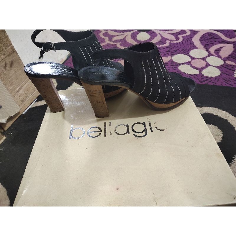 Preloved sendal Bellagio