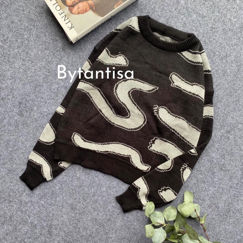 SWEATER RAJUT CROP MOTIF SNAKE PATTERN