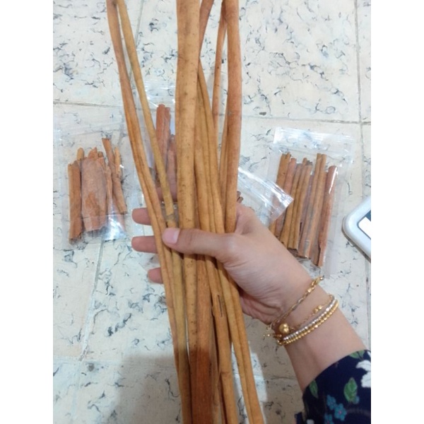 

Kayu Manis UmmaFiqa / Cinnamon / Rempah / JSR 100% PREMIUM QUALITY / 1kg / 1000gr
