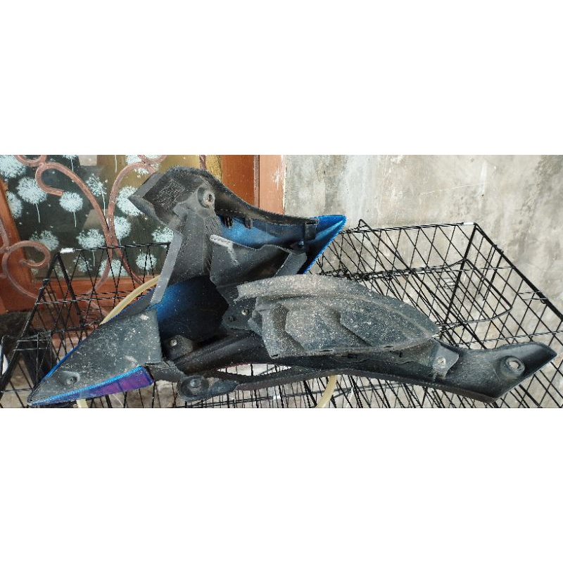 body depan set  gsx s150