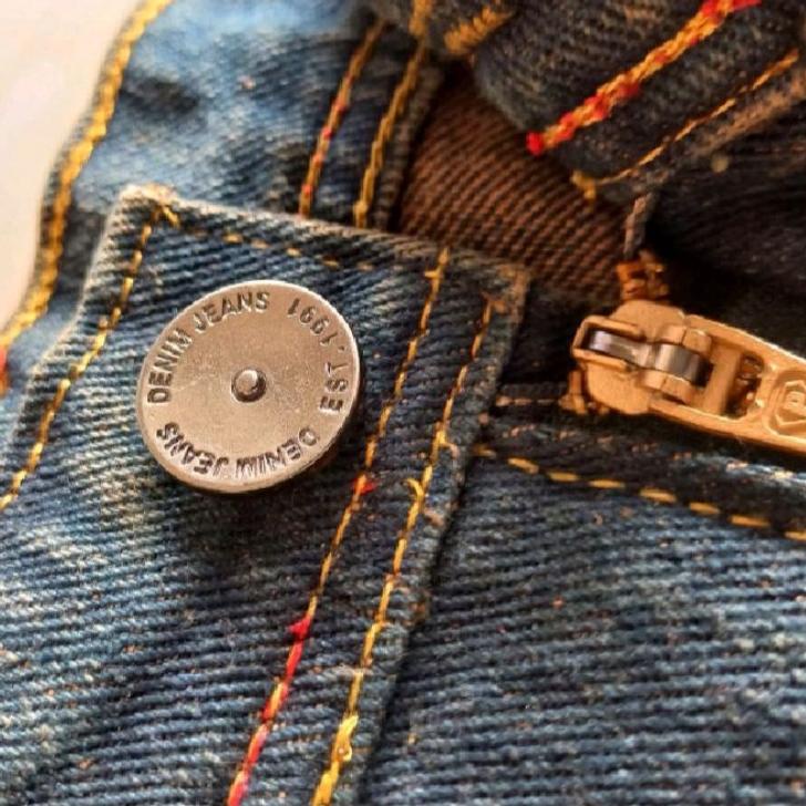 Paling Dicari (COD) CELANA PENDEK SOBEK//CELANA PENDEK JEANS//CELANA PENDEK DISTRO ORIGINAL