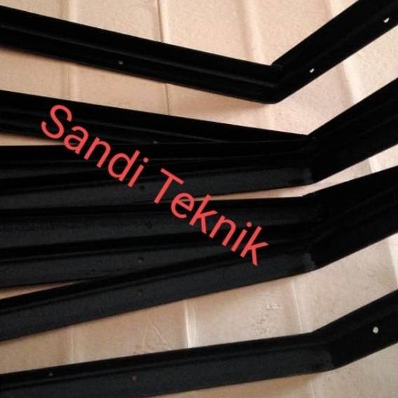 New Products Besi Tiang Siku Kawat Pagar Duri