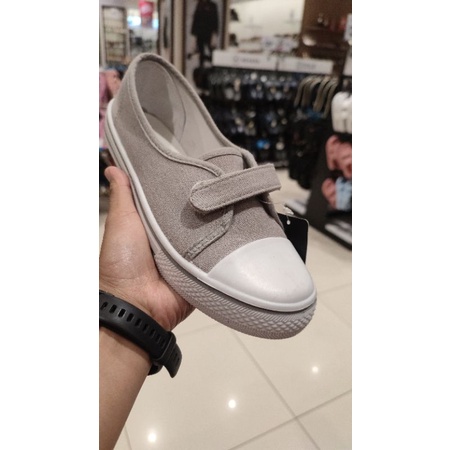 nevada sepatu wanita