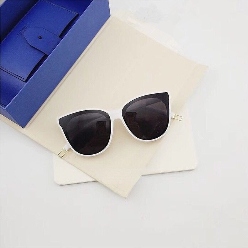 (YUZHU) Korea Fashion Mata Kucing Mata Kucing Kacamata Hitam Wanita Vintage Bingkai Bulat Sunglasses Women