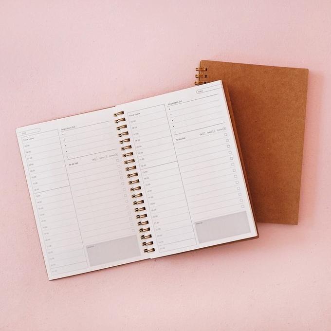 

Kraft Cover Spiral Daily Planner