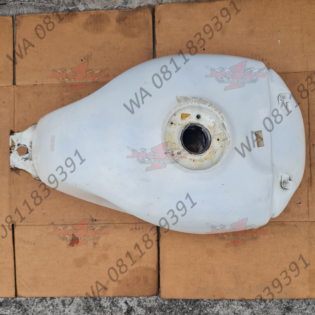 fuel tank tanki bensin RVF 400 rvf400 nc35 nc 35 JMS 145753 F5