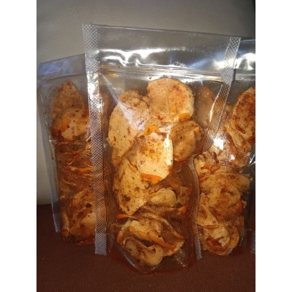 

Jajanan kekinian,seblak kering daun jeruk