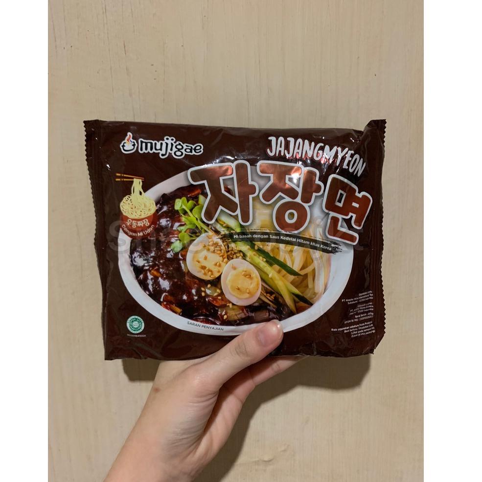 

(PROMO PBI100) [MINI 265GR] Mujigae Jajangmyeon Mie Saus Kedelai Hitam khas Korea /Jjajangmyun / Jjajangmyoen / Jjajang Makanan Korea Instan ✧