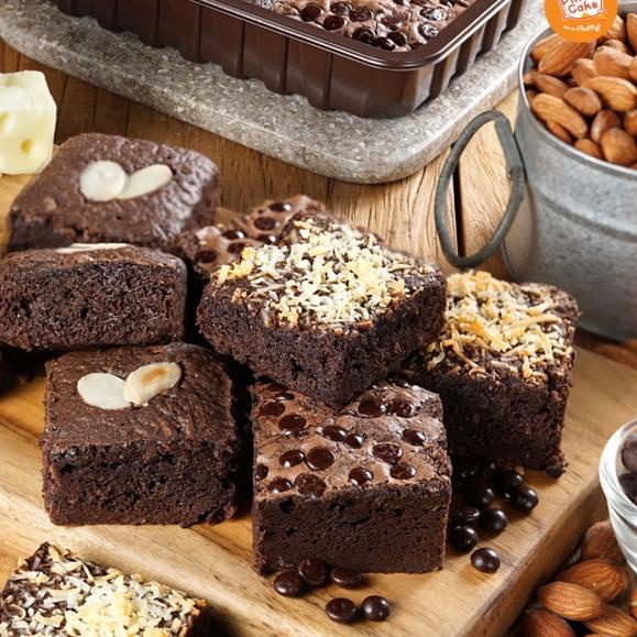 

PILLOW CAKE BROWNIES SEKAT MIX