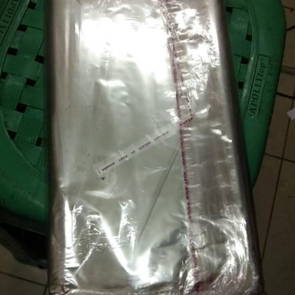 

☻☻► PLASTIK OPP SEAL LEM UKURAN 30 X 35 ISI 100 LEMBAR OPP