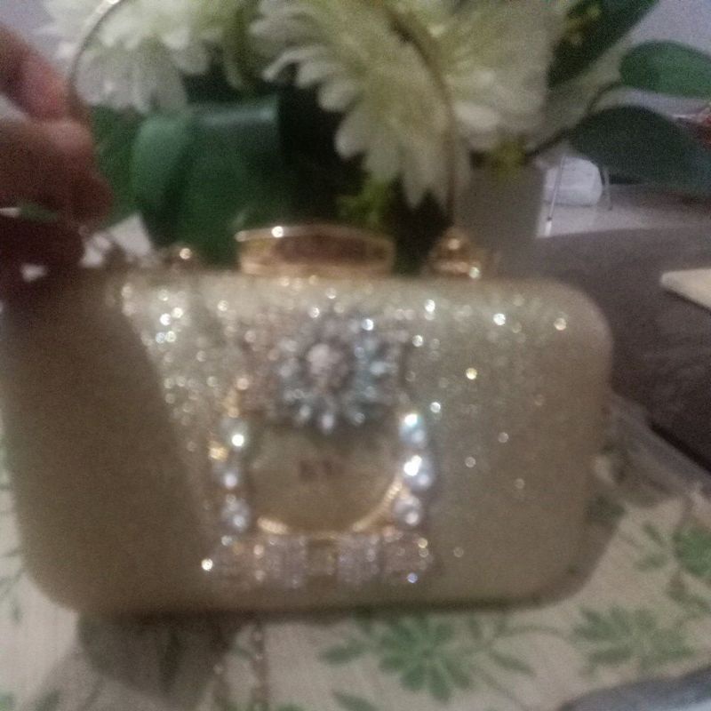 tas pesta warna gold (preloved)