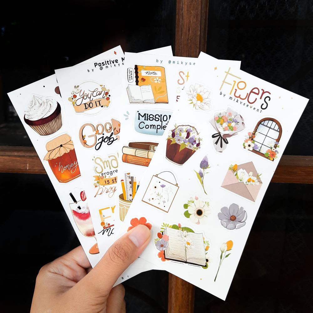 

MIKYSEVENT Illustration Sticker Sheet / Stiker Kiss Cut Ilustrasi