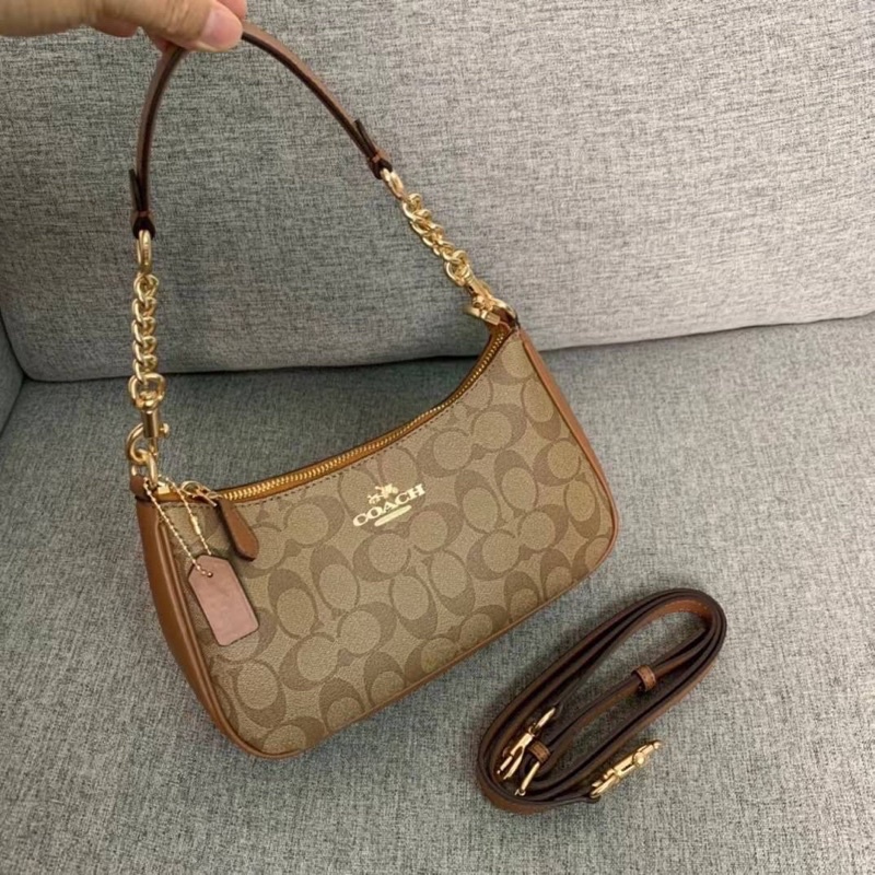 Coach Teri Shoulder Bag With Stripe Heart Print (CA548)