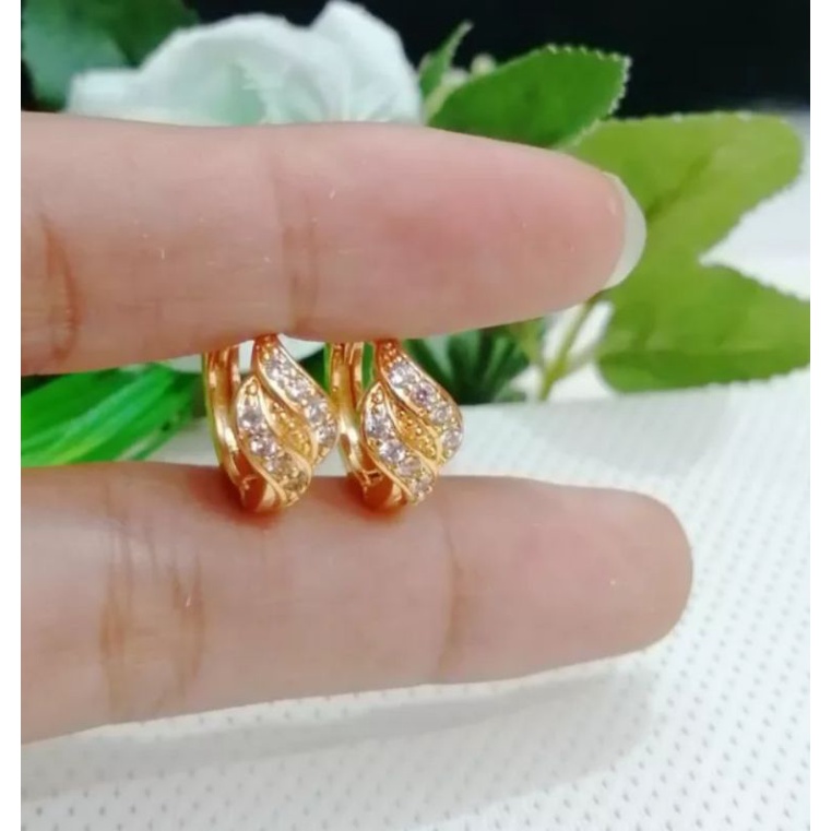 anting emas 3gr free surat.kadar 17,7(baris 2.S  )