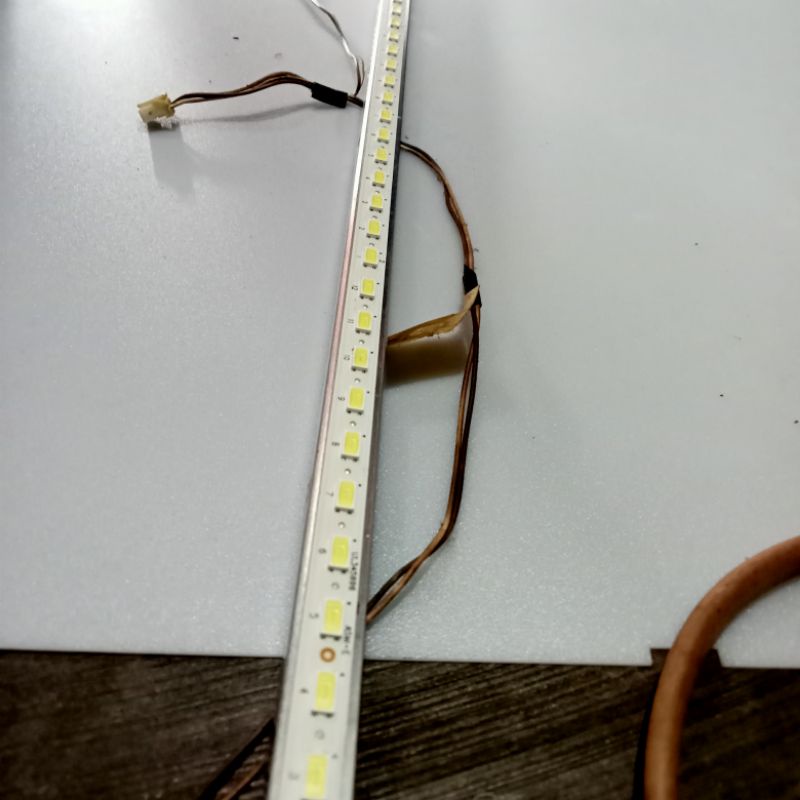 Lampu LED Tv LED sharp 32 inch (32le.240m:RD)1 set siap rakit Cabutan original teated oke normal ter