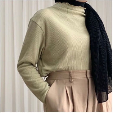 Premium Inner Rajut Ruffle Turtleneck Rib Lengan Panjang Wanita