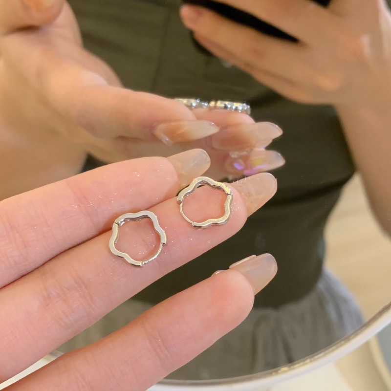 Papaozhu Korea s925 Perak Kecil Bunga Hoop Anting-Anting Untuk Wanita Perempuan Hypoallergenic Berongga Bunga Bulat Anting-Anting Pakaian Sehari-Hari Telinga Perhiasan