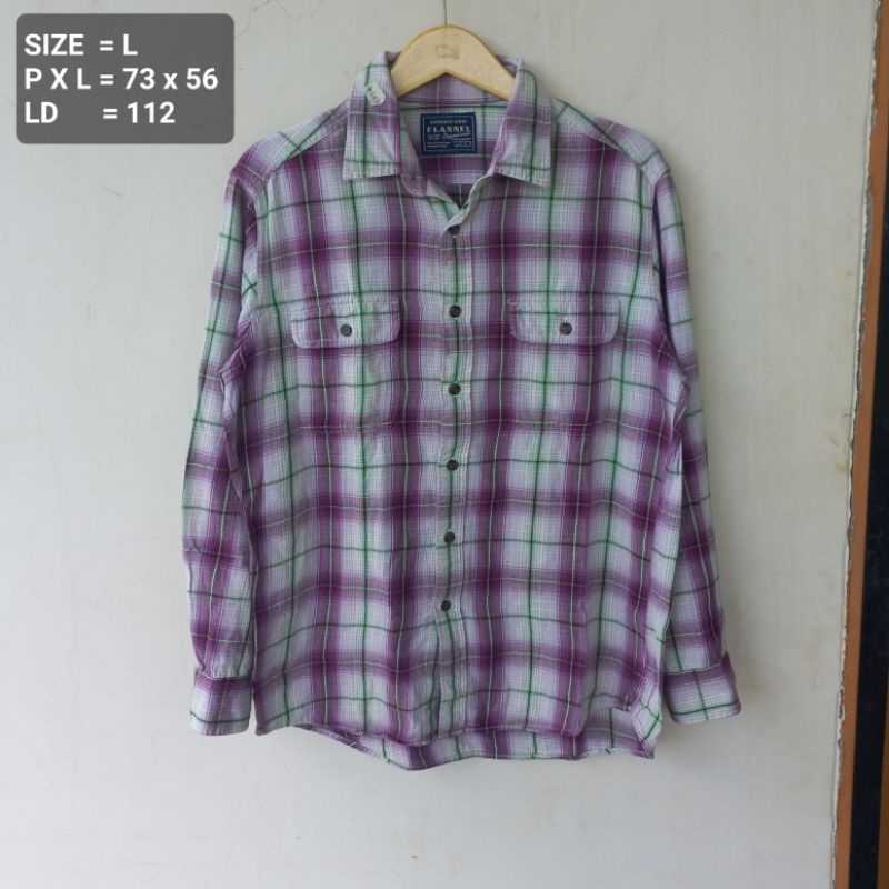 Kemeja Flanel Semi Veterano Uniqlo /  Uniqlo Semi Veterano Flanel Shirt