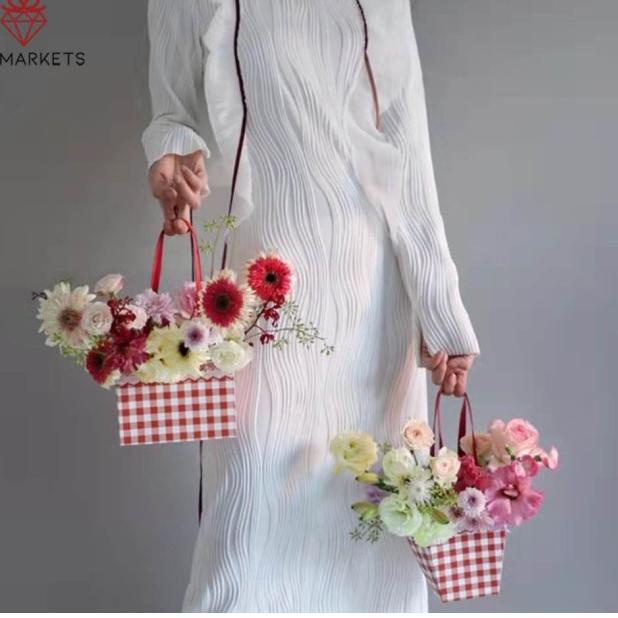 

Terlaris!! ღ Flower Paperbox Square S - Vas Bunga Artificial - Kotak Bunga GB038''