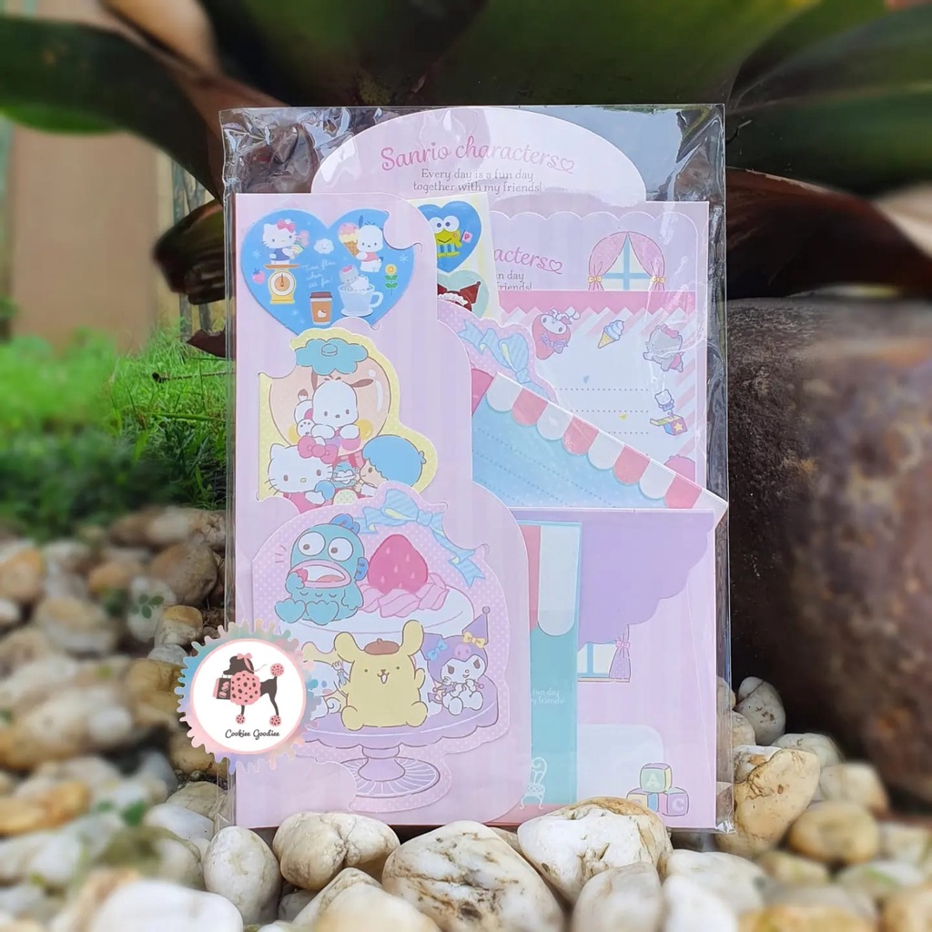 

Sanrio Characters Variety Letter Set