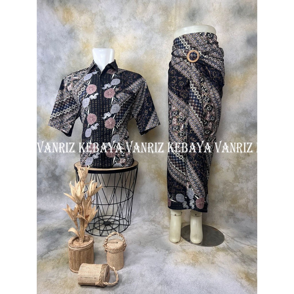 Vanriz Kebaya-Batik Couple Lengan Pendek Couple Rok Lilit