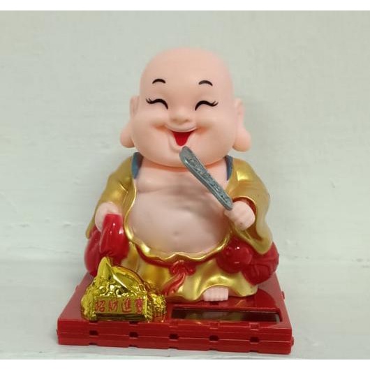 P01 Patung Mainan Solar Boneka Biksu Buddha Kepala Goyang Tenaga Surya