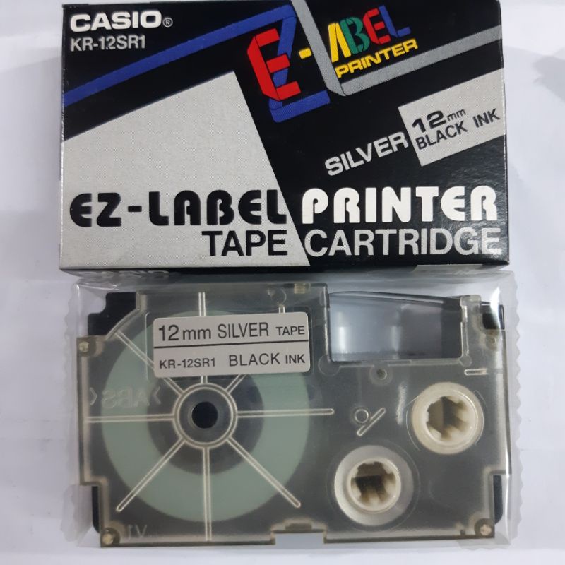 

Jual EZ-Label Printer Tape Cartridge Casio 12mm Silver KR12SR1 Black Ink.