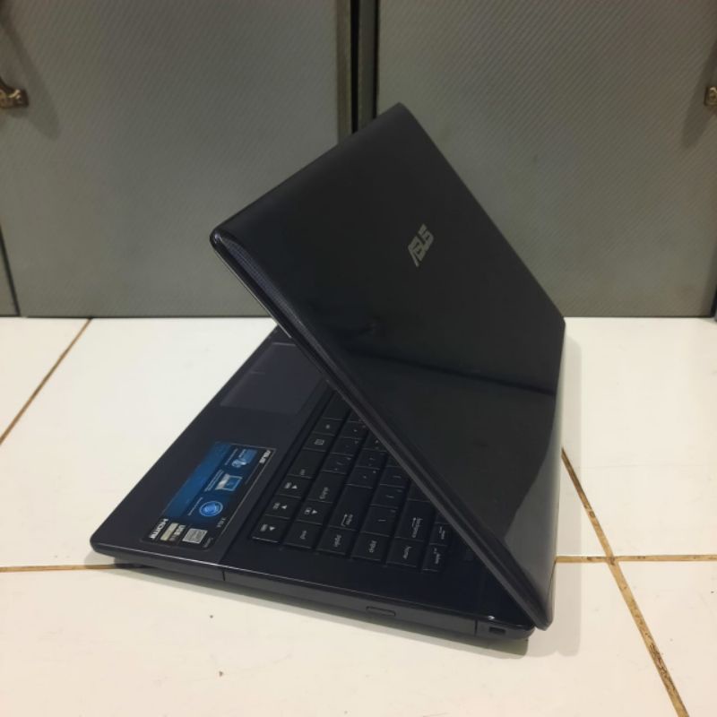 Laptop Asus X45A intel Celeron Layar 14inc Windows 10 Ram 4Gb/HDD 500Gb Full aplikasi siap pakai