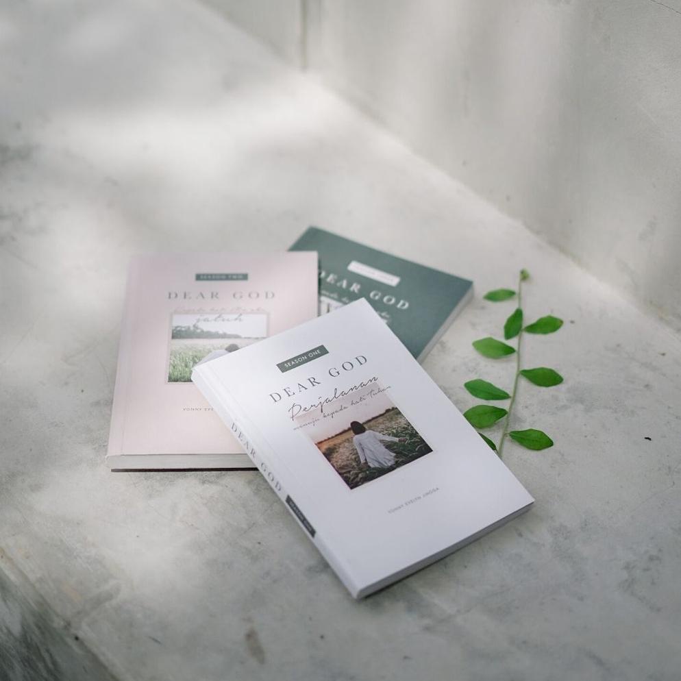 BISA COD BUKU DEAR GOD JOURNAL - PERJALANAN MENUJU KEPADA HATI TUHAN