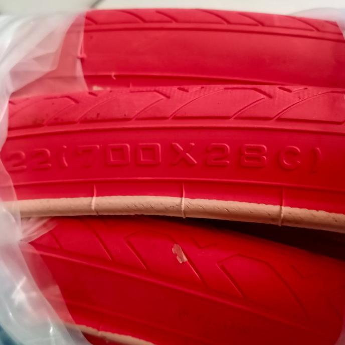 Ban Luar Sepeda Fixie 700 X 28C Lucky Stone