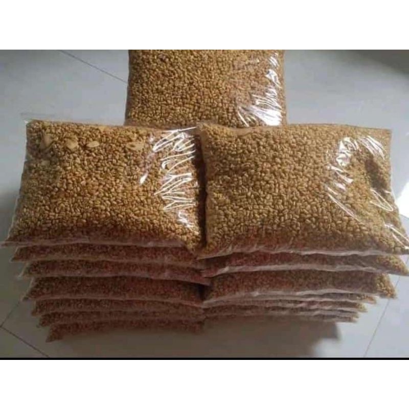 

kacang hijau kupas goreng 1kg