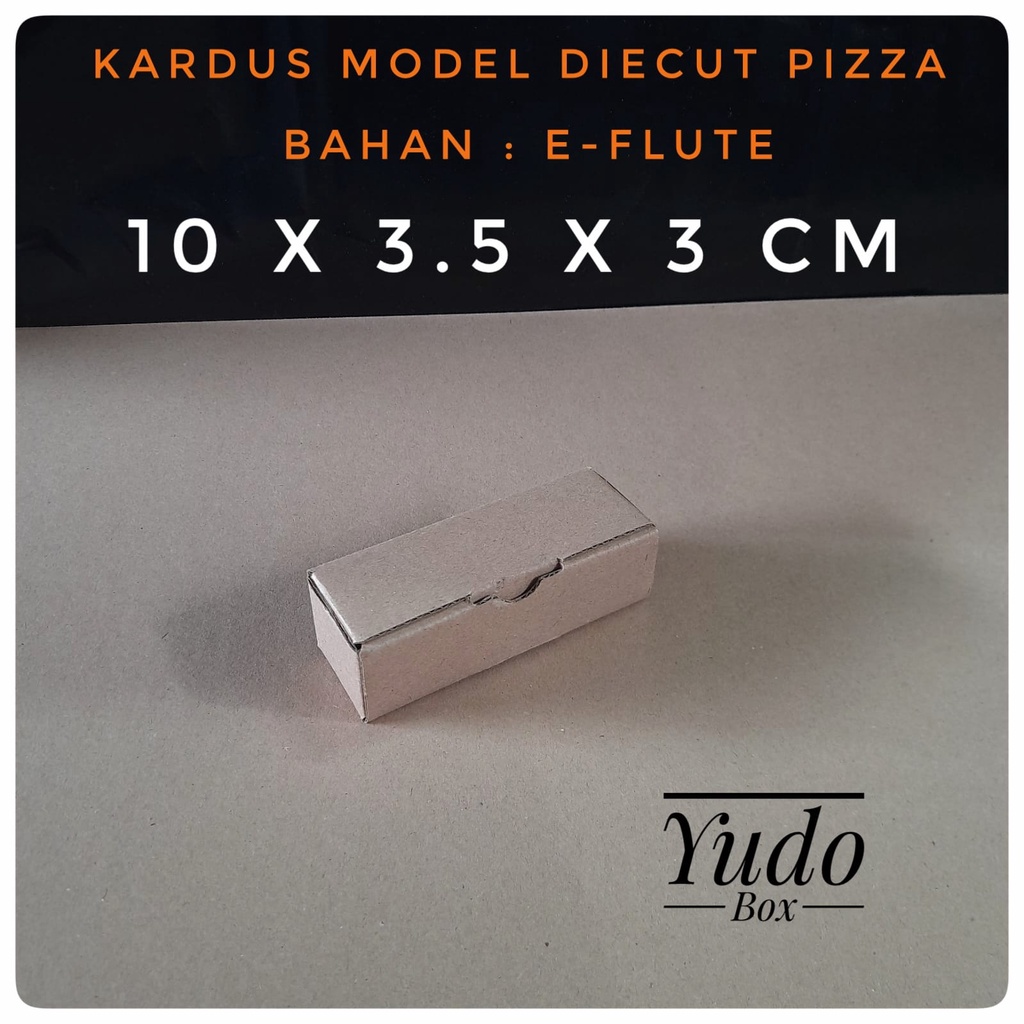 

kardus karton uk. 10 x 3,5 x 3 cm model diecut pizza untuk souvenir