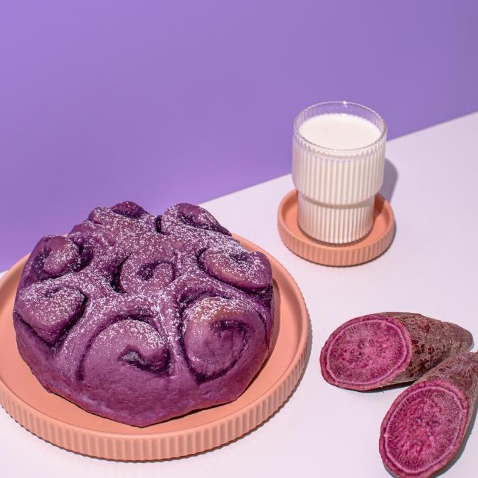 

[BISA COD] MadMILK Ube Hokkaido Rolls (Roti Ube/Taro)