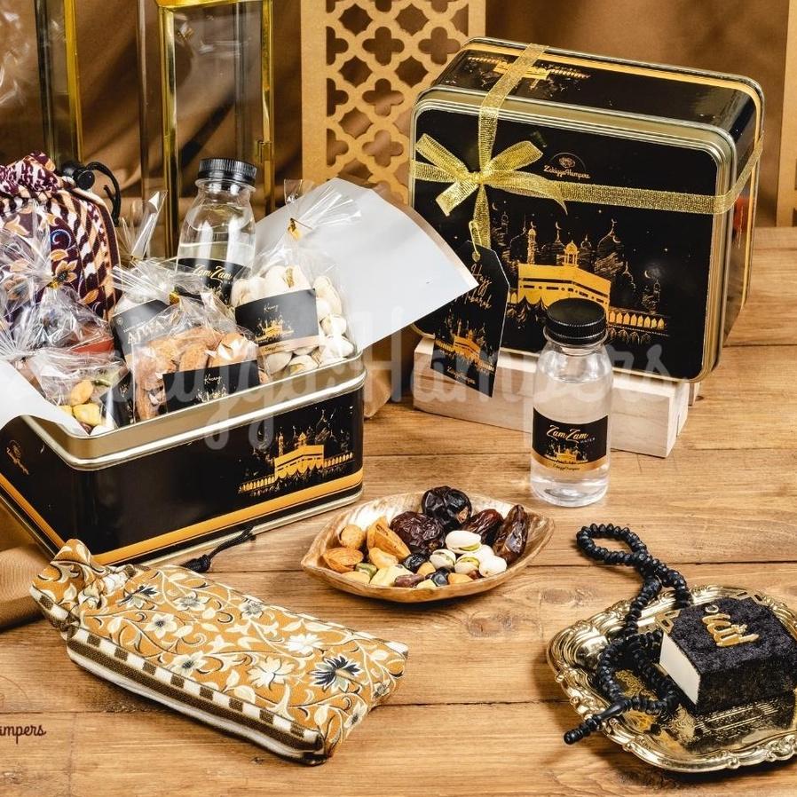 

Hampers Paket Oleh-Oleh / Souvenir Haji Dan Umroh Premium Paket Deluxe Azalea
