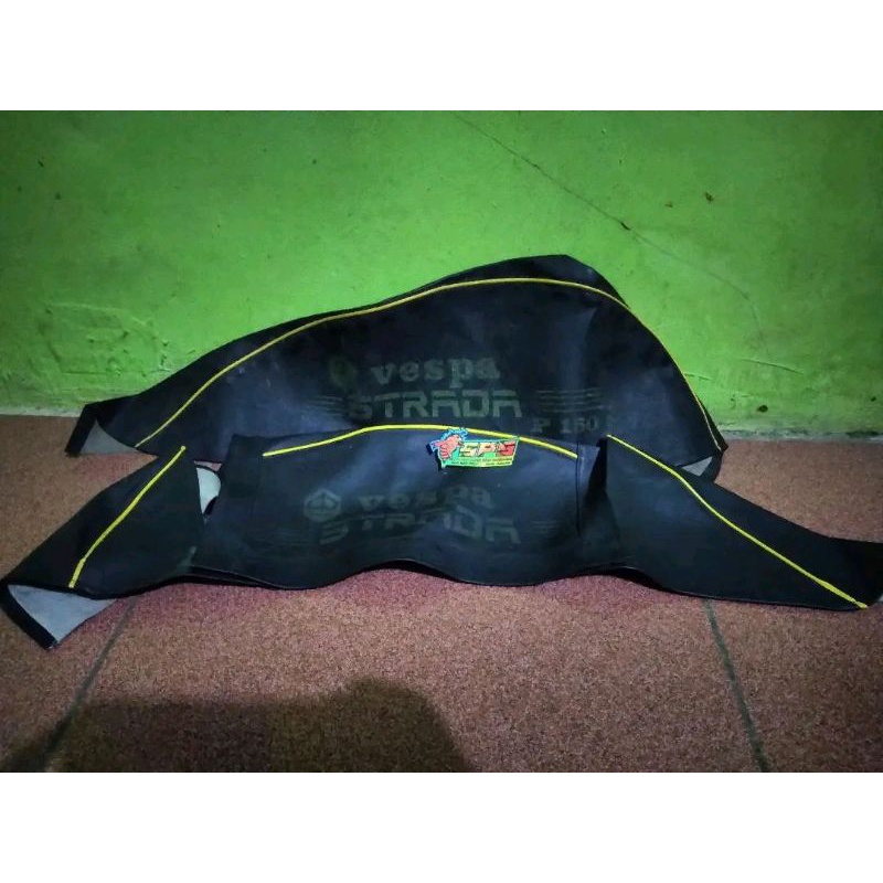 cover sarung tepong vespa strada