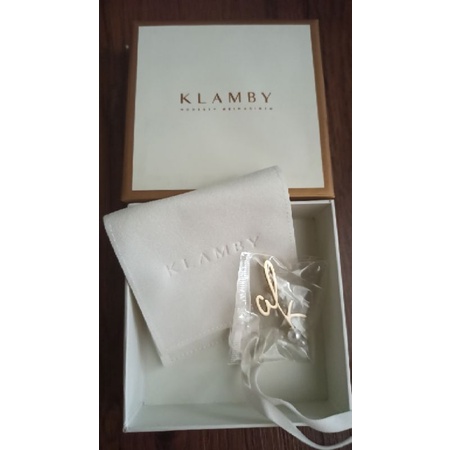 SALE Identity brooch satin wearing klamby abbey blouse alice