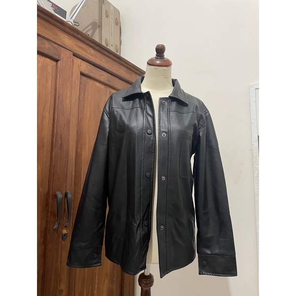 PRELOVED LEATHER JACKET
