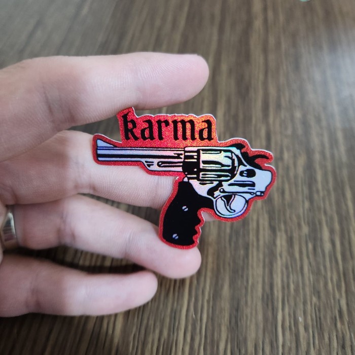 

Sticker Hologram Anime - PSH1211 - Karma