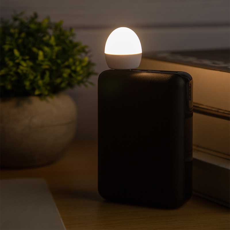 1pc USB Socket Warm White Night Light/Lampu Baca LED Mini Tenaga Handphone