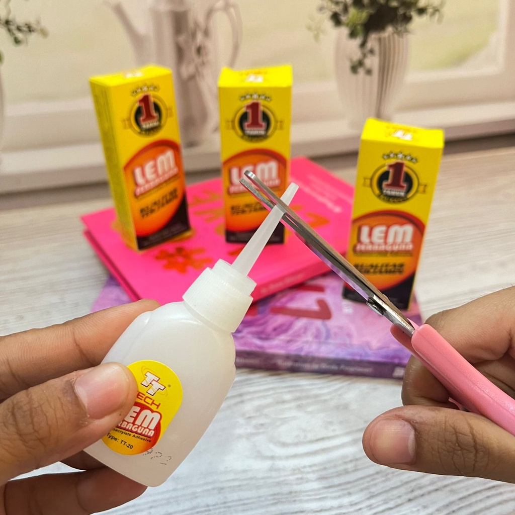 

LEM BESI KOREA 20 ML PERALATAN KANTOR BENGKEL TERMURAH GLUE TECH SUPER GLUE KUAT KUALITAS TOP TERBAIK READY GROSIR DAN COD