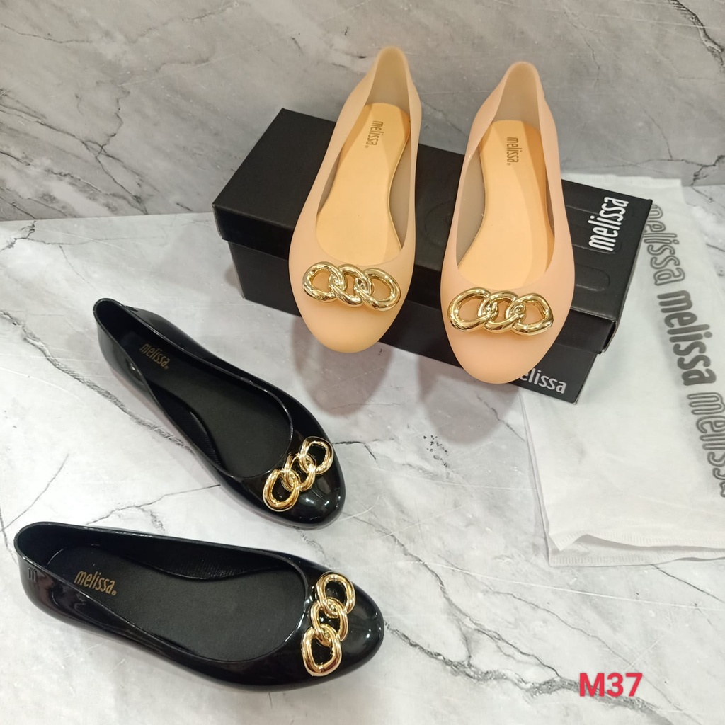 Flat Shoes Wanita Mels M37