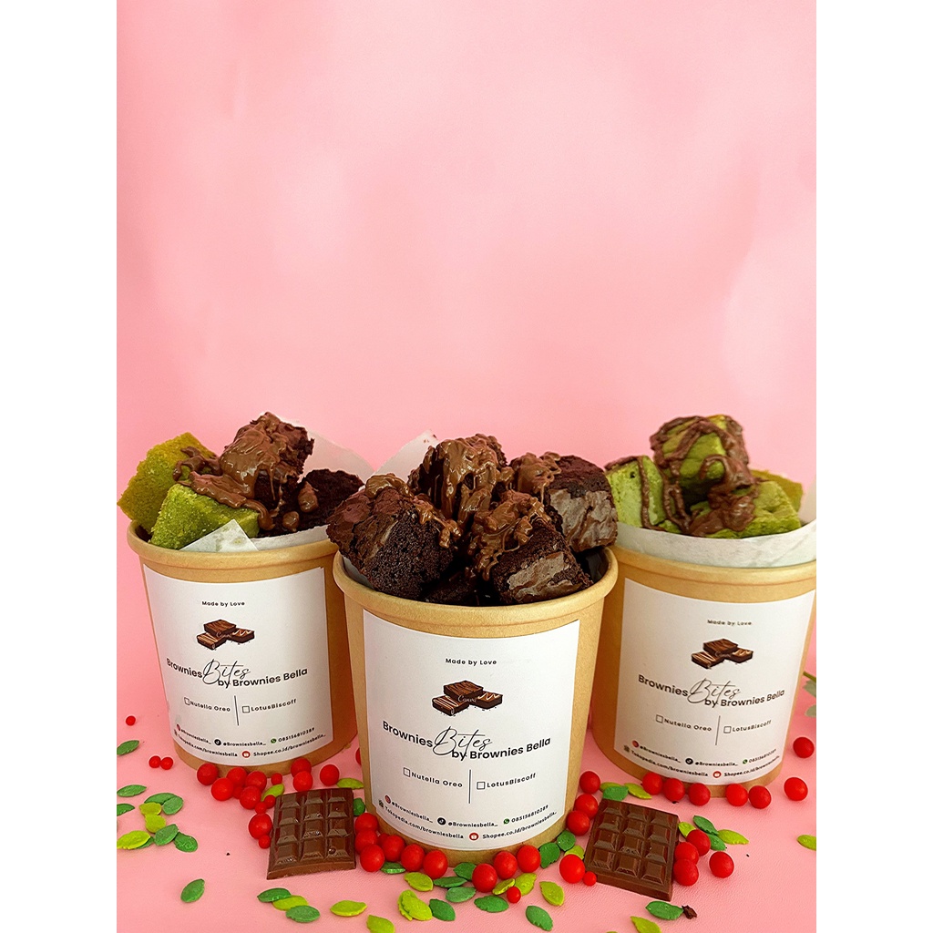 Fudgy Brownies Bites by Brownies Bella II New Year Hampers