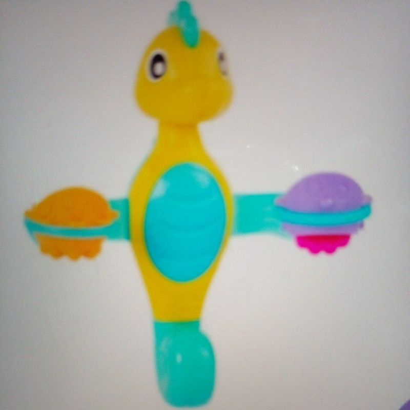 Jual playgro fountains of fun seahorse and cups Shopee Indonesia