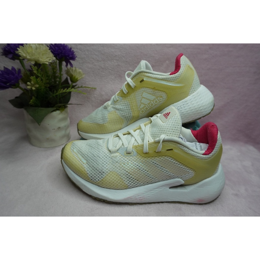 Adidas Alphatorsion White Running