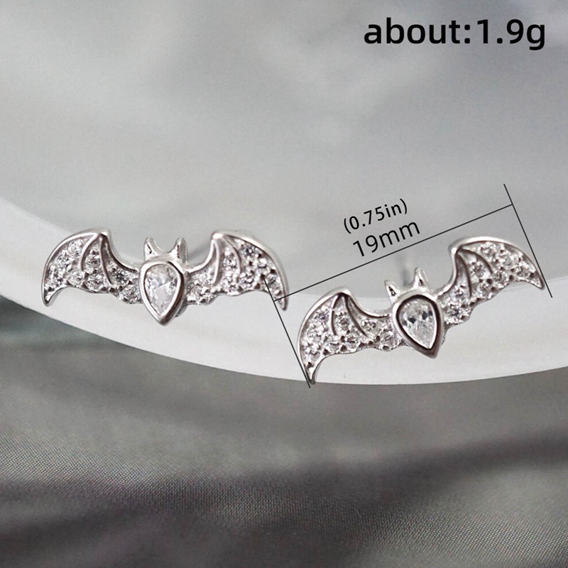 Fancyqube Anting Tusuk Bentuk Kelelawar Kepribadian Warna Silver Anting Tindik Telinga Untuk Wanita Hadiah Lucu