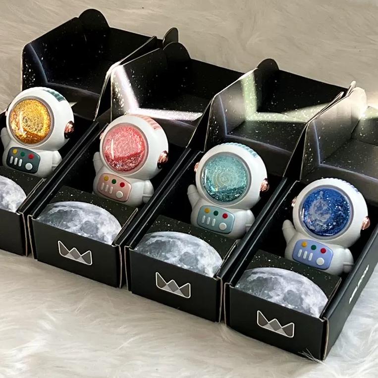 STP.10De22ᶜ • Astronaut Cute Fan Kipas Angin Mini Portable Karakter Kipas Astronot Kapasitas Besar U