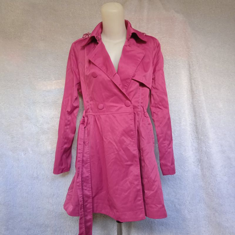 PRELOVED BLAZER BRANDED MERK GO SHISHANG WARNA MAGENTA