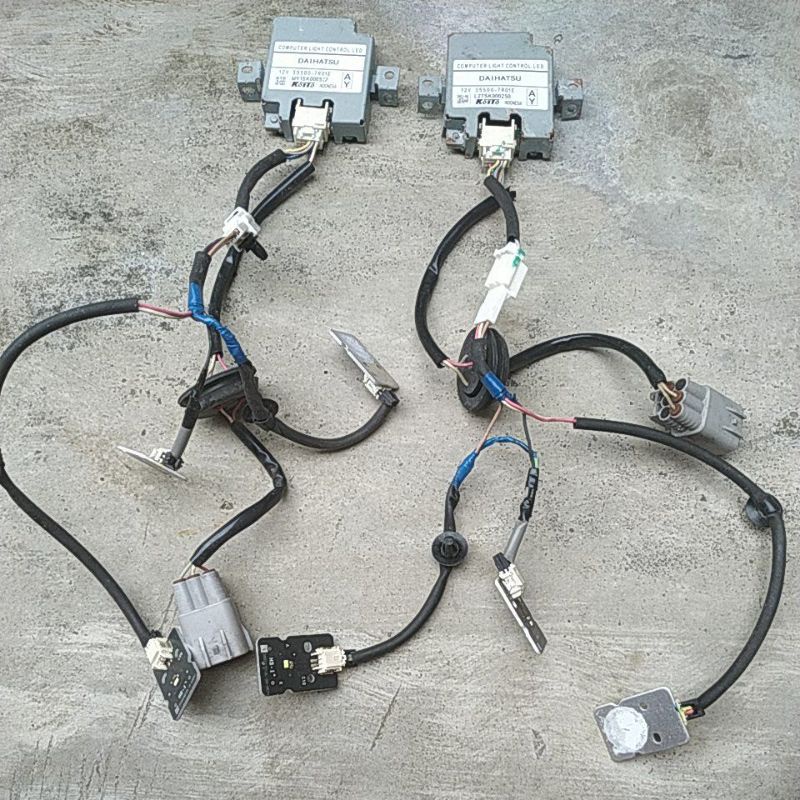 lampu led depan avanza /xenia 2021 kanan kiri