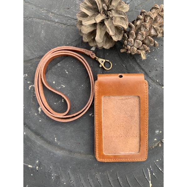 

ID Card Holder Name Tag Lipat Magnet 2in1 100% kulit sapi asli